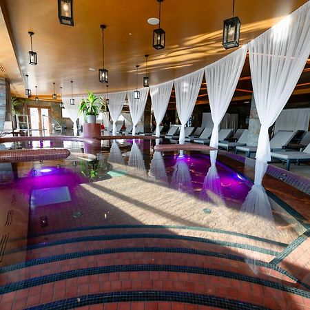 Allure Healthy Hotel & Spa Eger Exterior photo